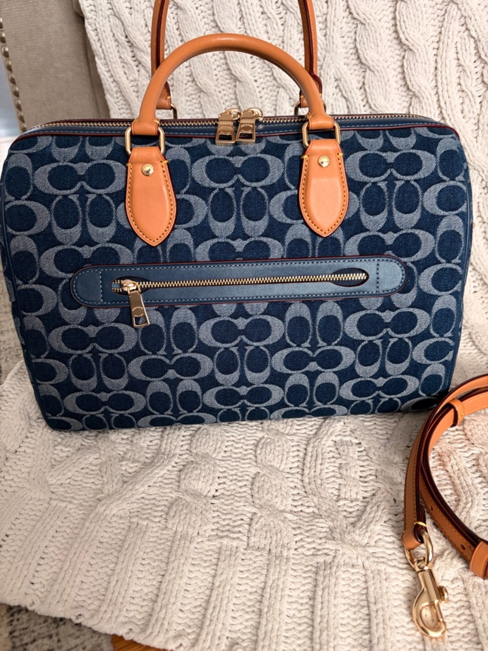 COACH large denim Rowan - Picture 5 of 9